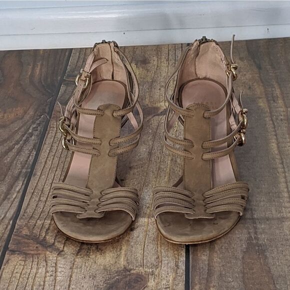 Stuart Weitzman Huarache Nubuck Kitten-Heel 7 - Picture 1 of 6